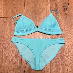 Triangl Bikini Set